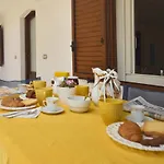 Ensemble - Casa Con Giardino Apartment